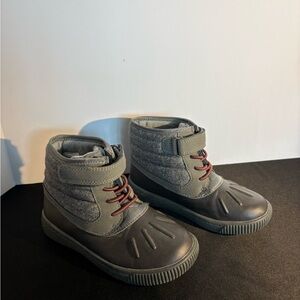 Kids Gray Winter Ankle Boots with Red Laces